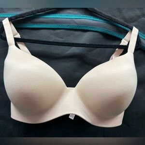 Victoria's Secret Cream Bra